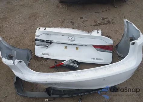 2018 Lexus Is 350 из США, поврежденный, VIN JTHBZ1D20J5032207